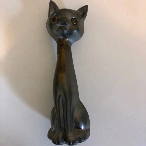 Vintage cat status - Picture 1 of 6